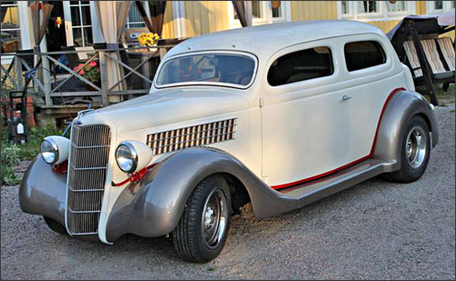 Pete's 1935 Ford