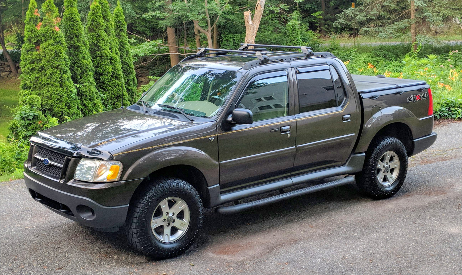 Anthony's 2005 Ford Explorer Sport Trac